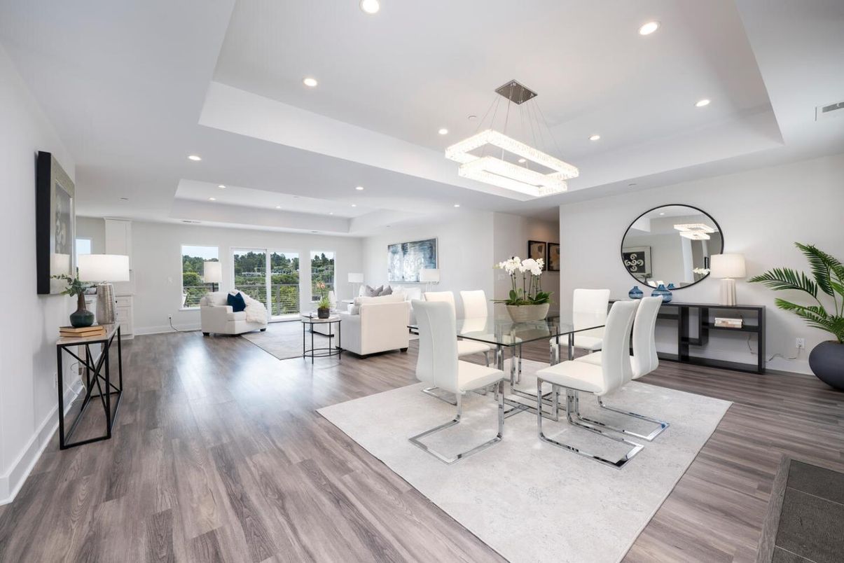 Dining room, Interior, Living room, Pendant Lights, Recessed Lighting, Wood Texture Flooring