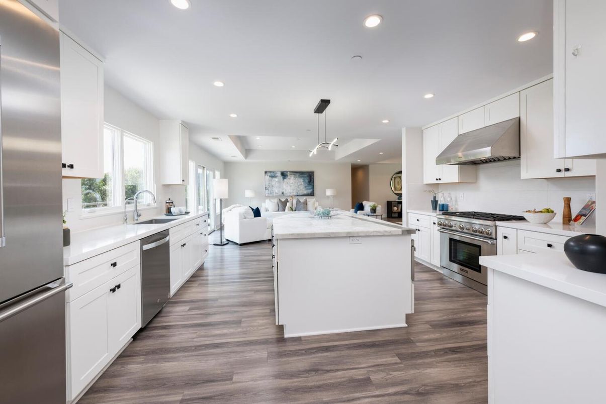 Interior, Kitchen, Living room, Pendant Lights, Recessed Lighting, Stainless Steel Appliances, Wood Texture Flooring