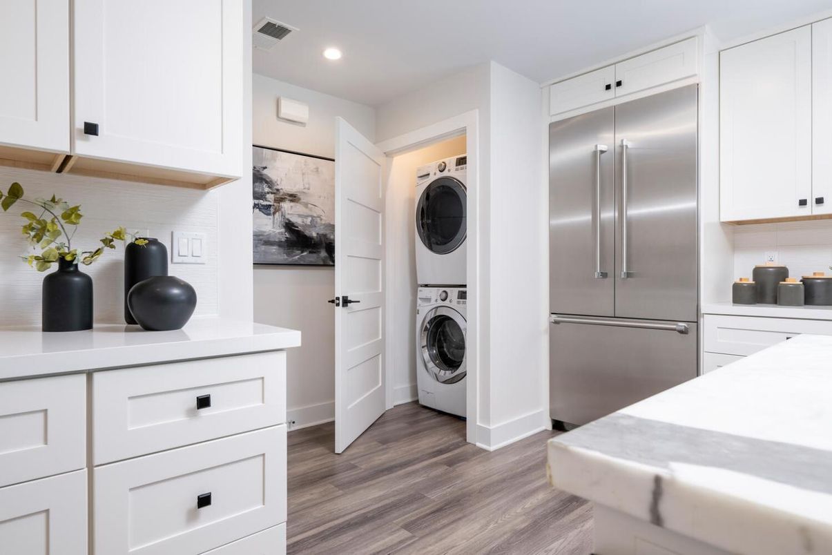 Interior, Kitchen, Recessed Lighting, Utility Closets, Washer, Wood Texture Flooring