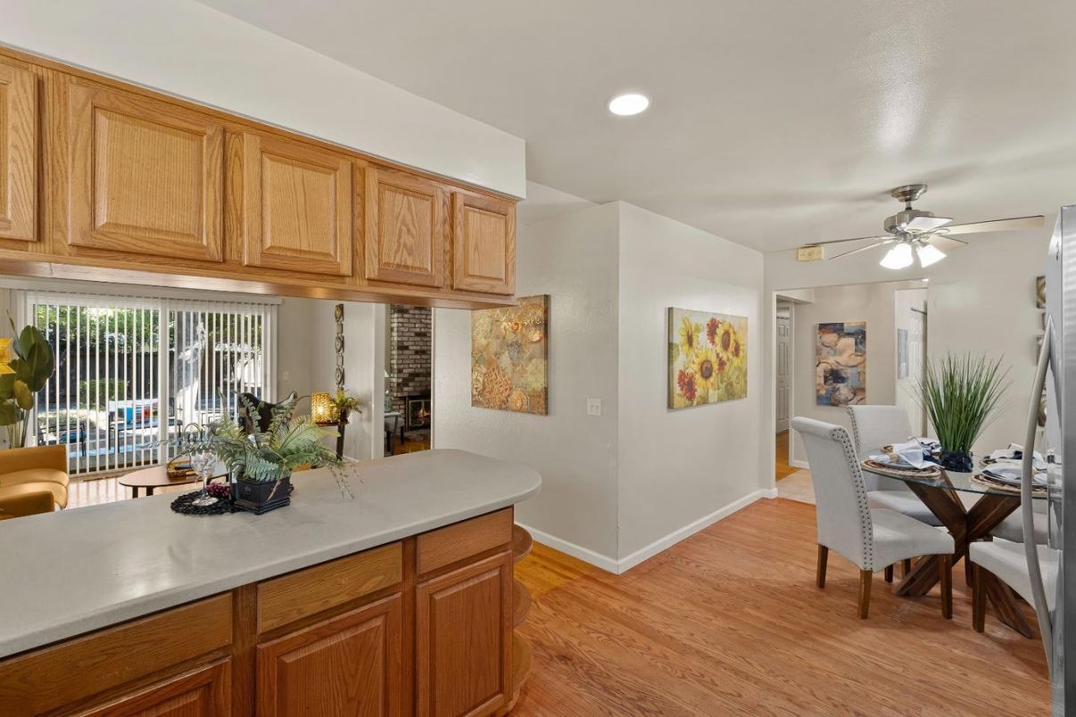 Dining room, Interior, Recessed Lighting, Wood Texture Flooring