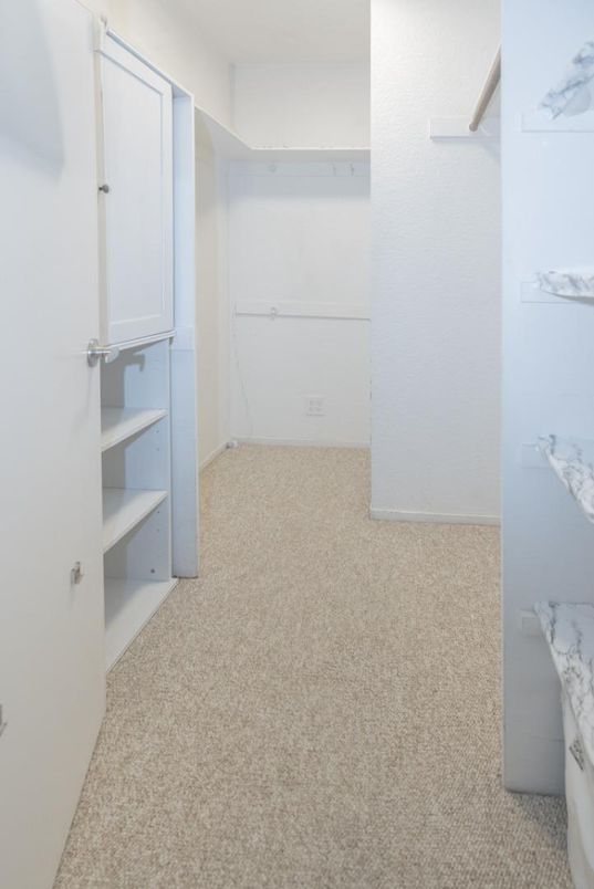 Interior, Walk-in Closets