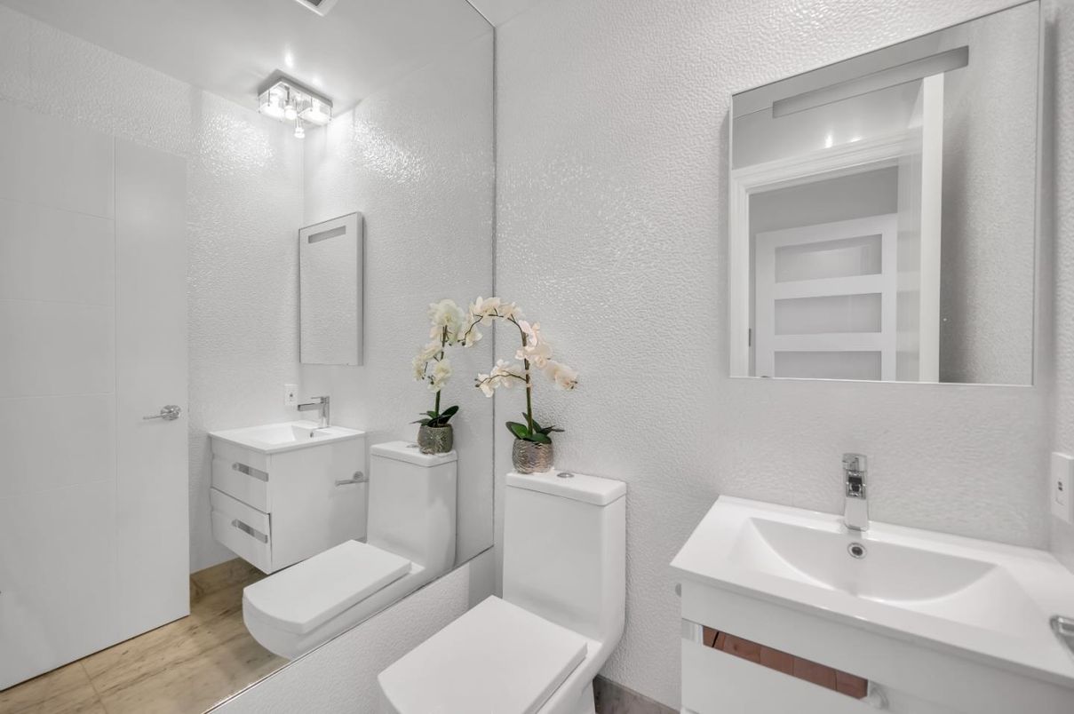 Bathroom, Dual Sink Vanities, Interior, Wood Texture Flooring