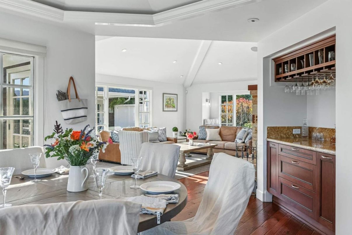 Dining room, Interior, Living room, Recessed Lighting, Wood Texture Flooring