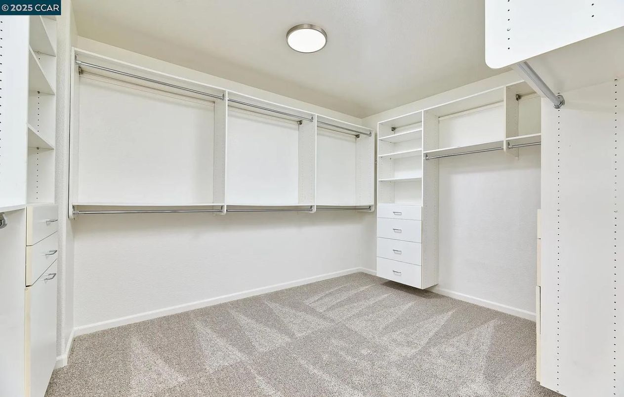 Interior, Walk-in Closets