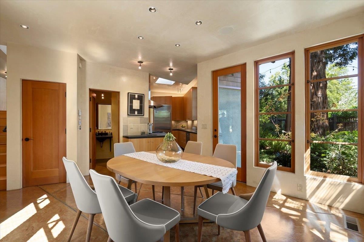Dining room, Interior, Kitchen, Recessed Lighting, Stainless Steel Appliances