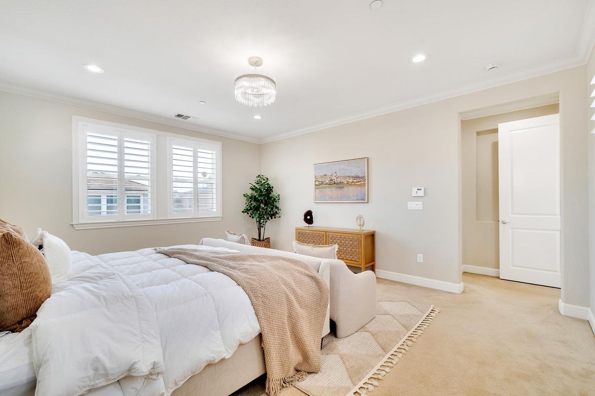 Bedroom, Chandelier, Interior, Recessed Lighting