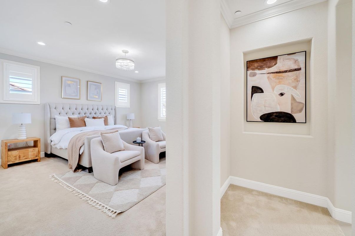 Bedroom, Chandelier, Interior, Recessed Lighting