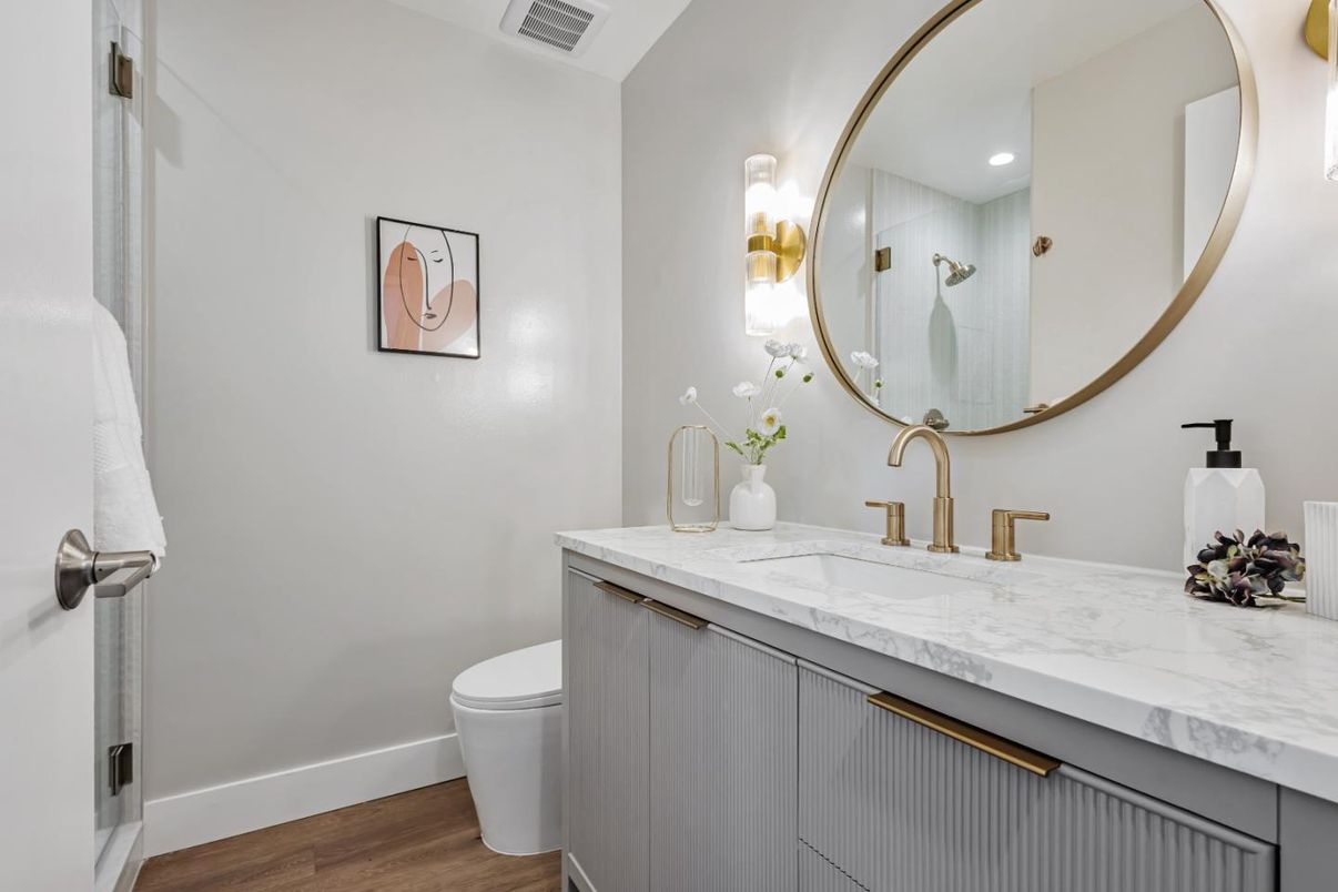 Bathroom, Interior, Recessed Lighting, Wood Texture Flooring