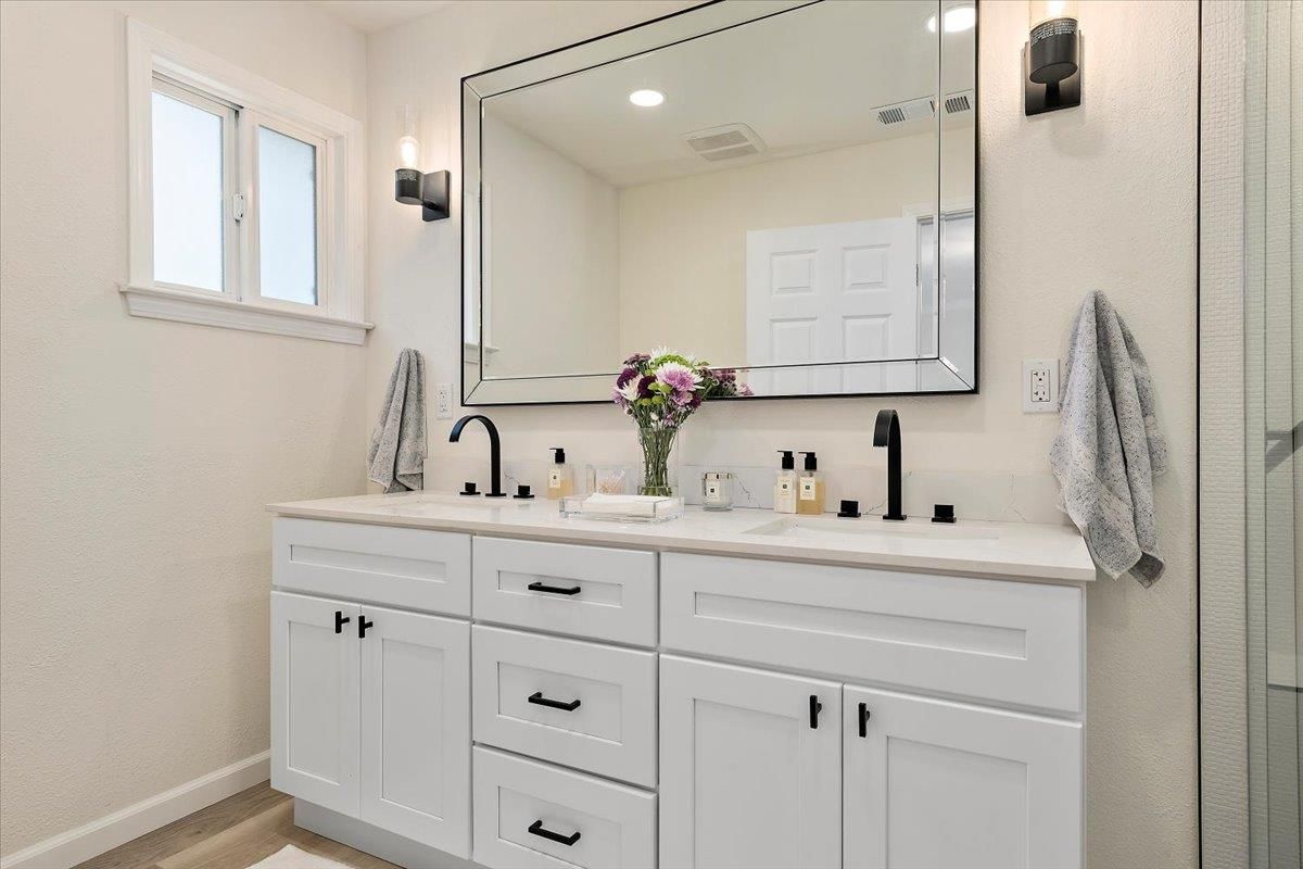 Bathroom, Dual Sink Vanities, Interior, Recessed Lighting, Wood Texture Flooring