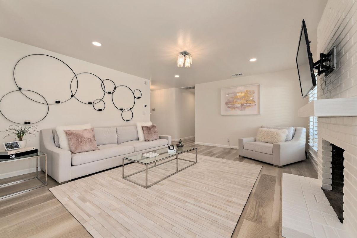 Fireplace, Interior, Living room, Recessed Lighting, Wood Texture Flooring