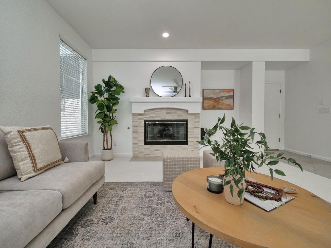 Fireplace, Interior, Living room, Recessed Lighting