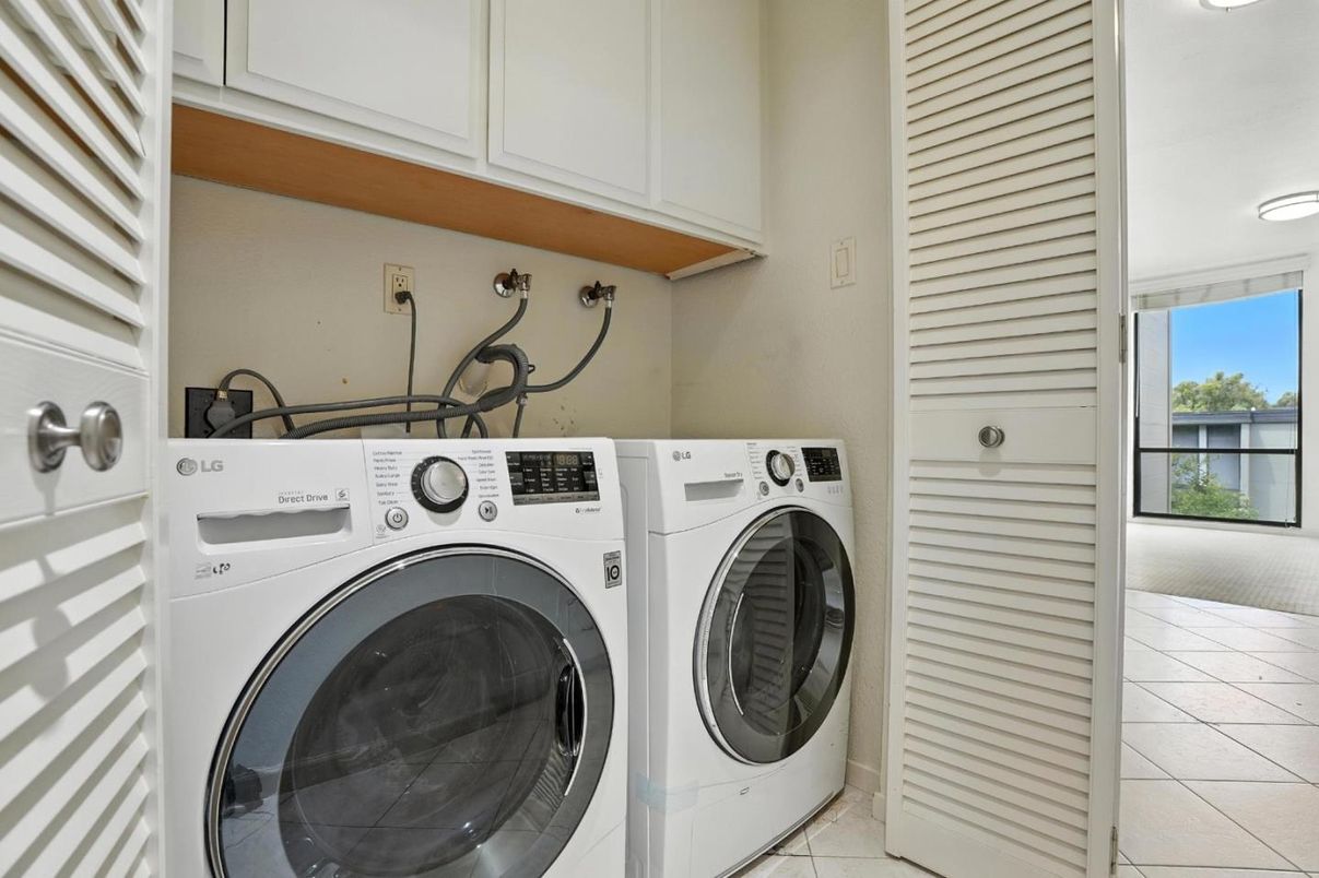 Interior, Utility Closets, Washer