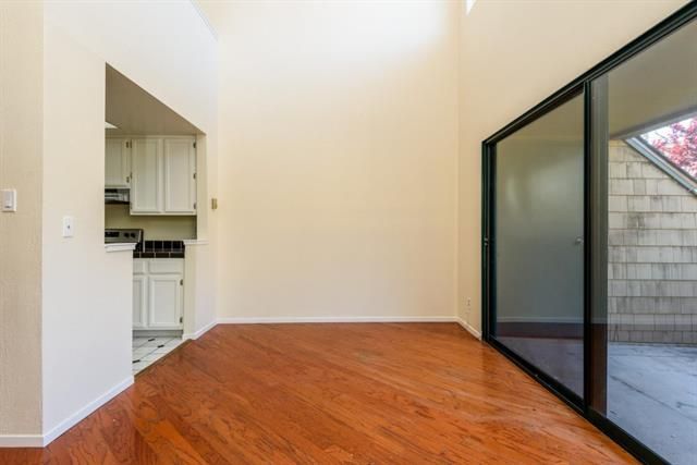 Empty room, Interior, Kitchen, Wood Texture Flooring