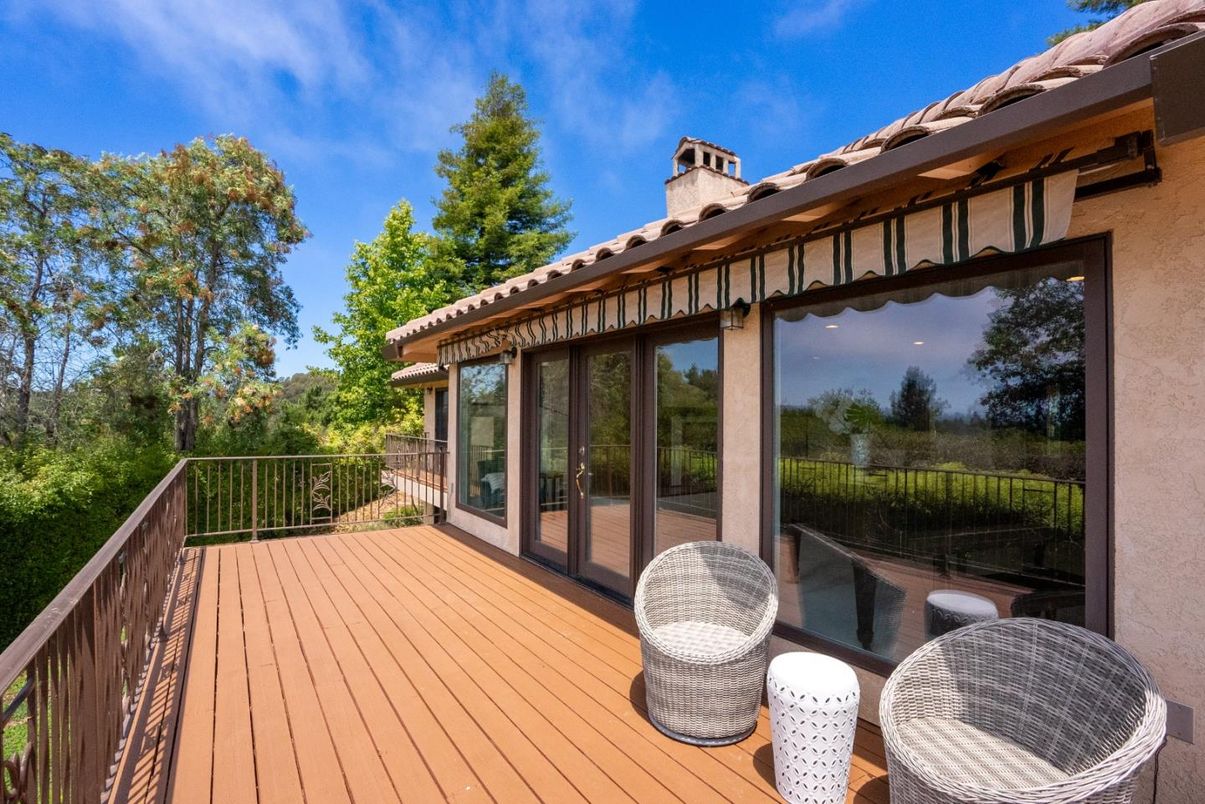 Exterior, Wood Texture Flooring