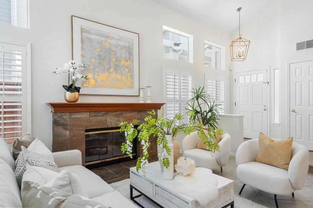 Fireplace, Interior, Living room, Pendant Lights