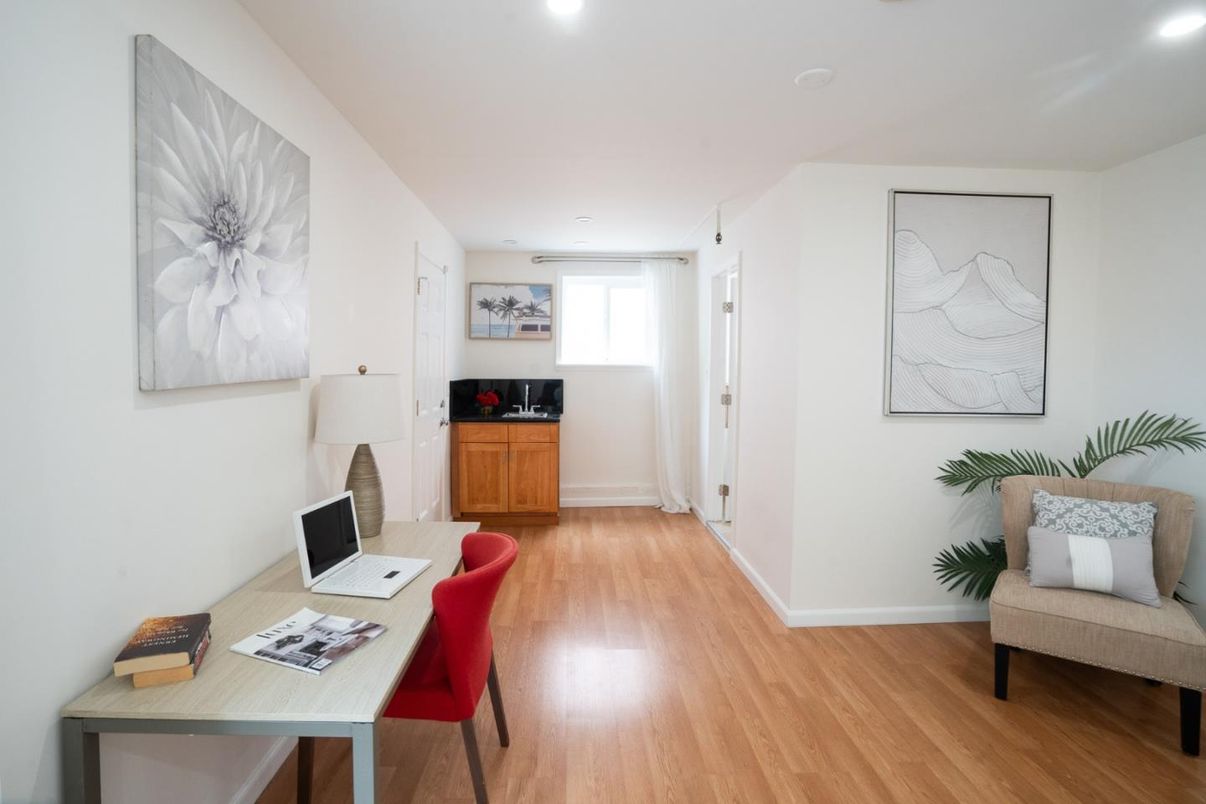 Home Office, Interior, Recessed Lighting, Wood Texture Flooring