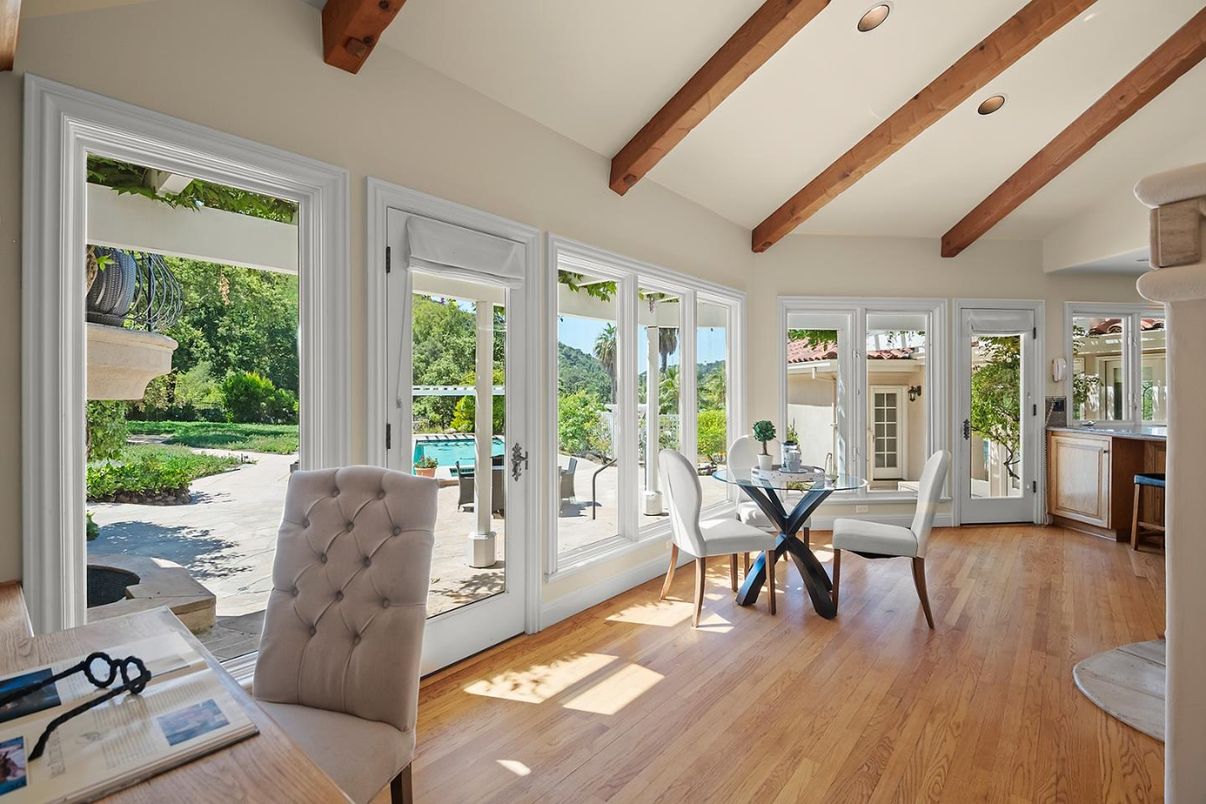 Dining room, Interior, Recessed Lighting, Wooden Beams, Wood Texture Flooring
