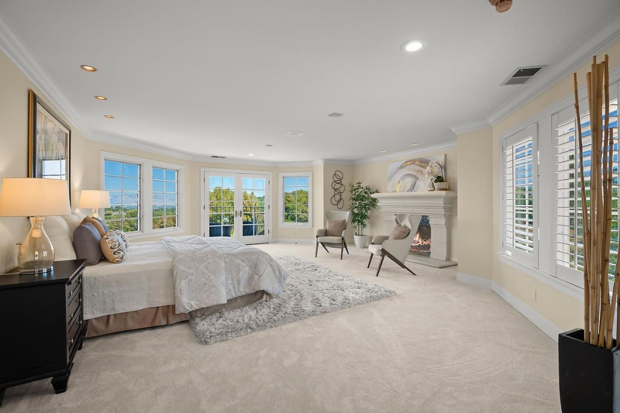 Bedroom, Fireplace, Interior, Recessed Lighting