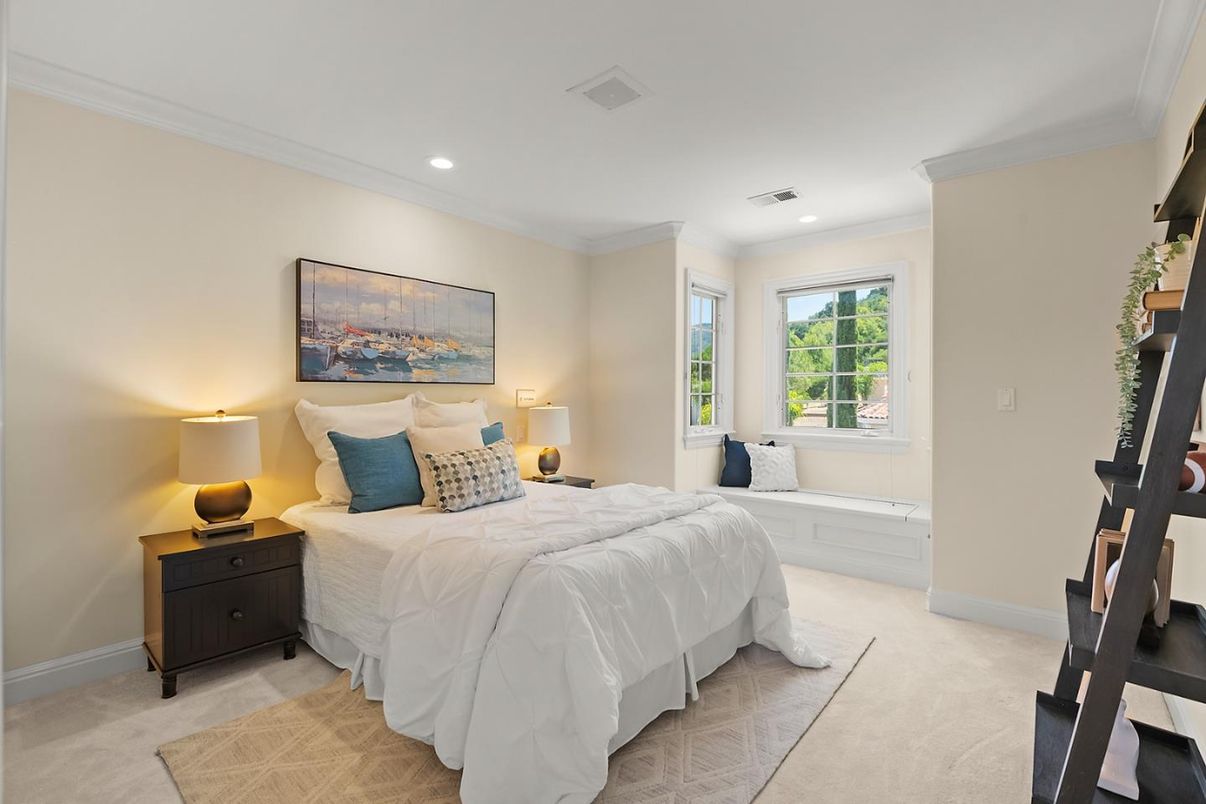 Bedroom, Interior, Recessed Lighting