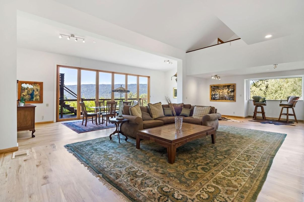 Dining room, Interior, Living room, Recessed Lighting, Wood Texture Flooring