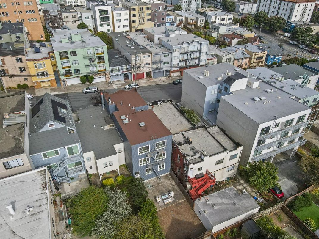 Exterior, Drone
