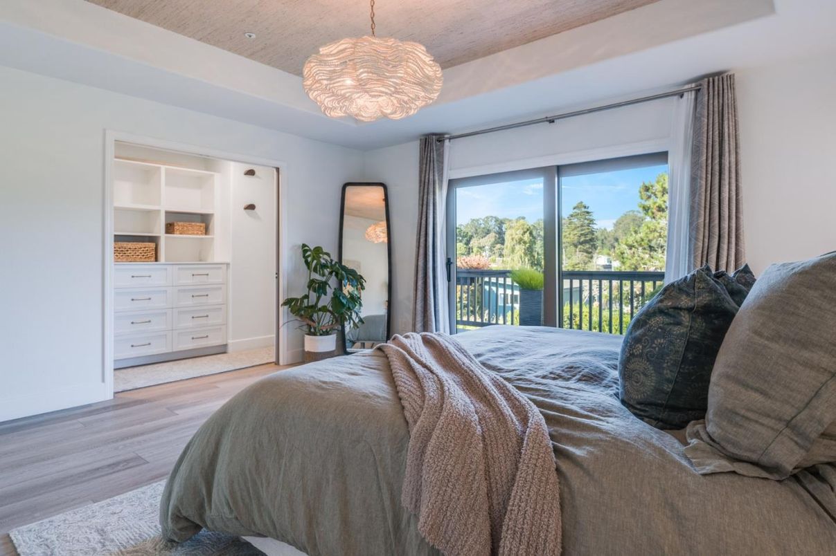 Bedroom, Chandelier, Interior, Pendant Lights, Wood Texture Flooring