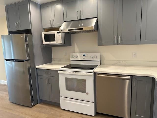 Interior, Kitchen, Stainless Steel Appliances, Wood Texture Flooring