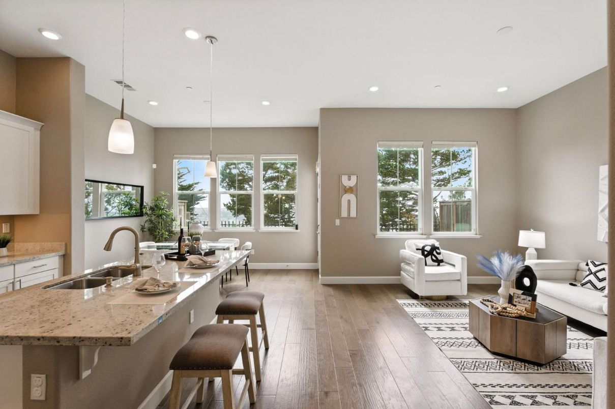 Interior, Kitchen, Living room, Pendant Lights, Recessed Lighting, Wood Texture Flooring