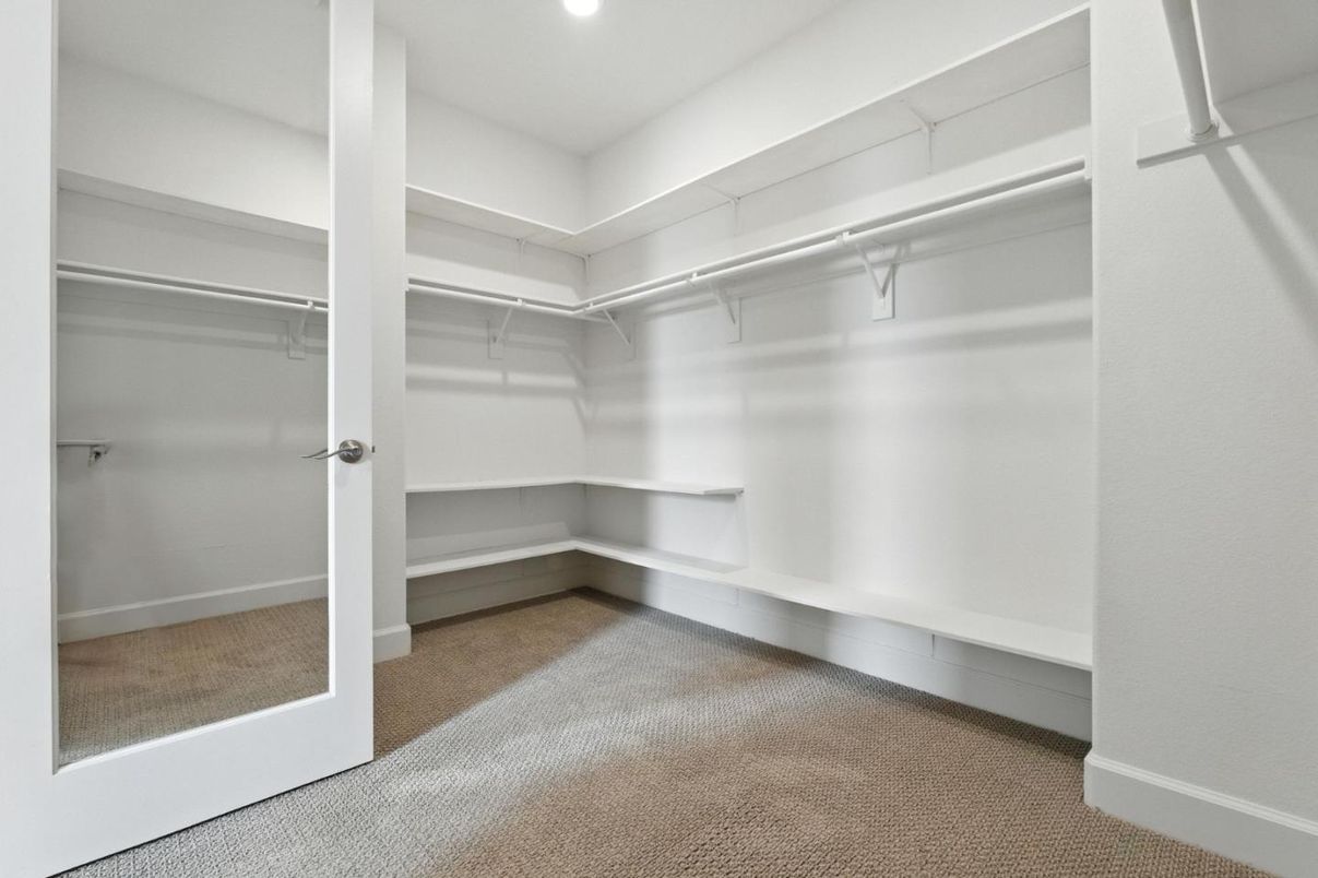 Interior, Recessed Lighting, Walk-in Closets