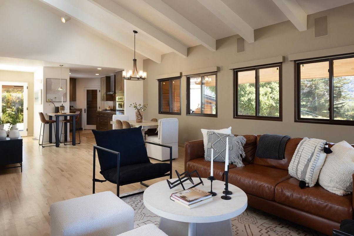 Chandelier, Dining room, Interior, Kitchen, Living room, Pendant Lights, Recessed Lighting, Wood Texture Flooring