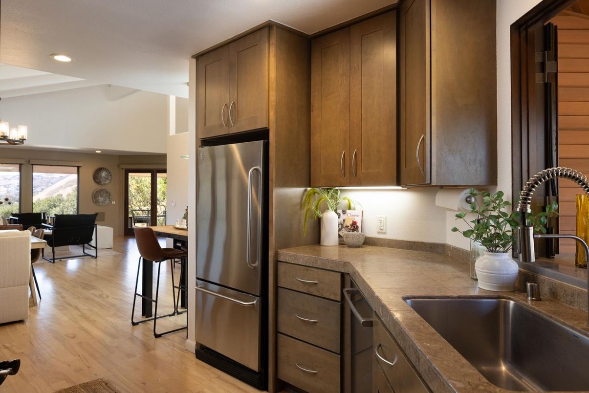 Dining room, Interior, Kitchen, Recessed Lighting, Stainless Steel Appliances, Wood Texture Flooring