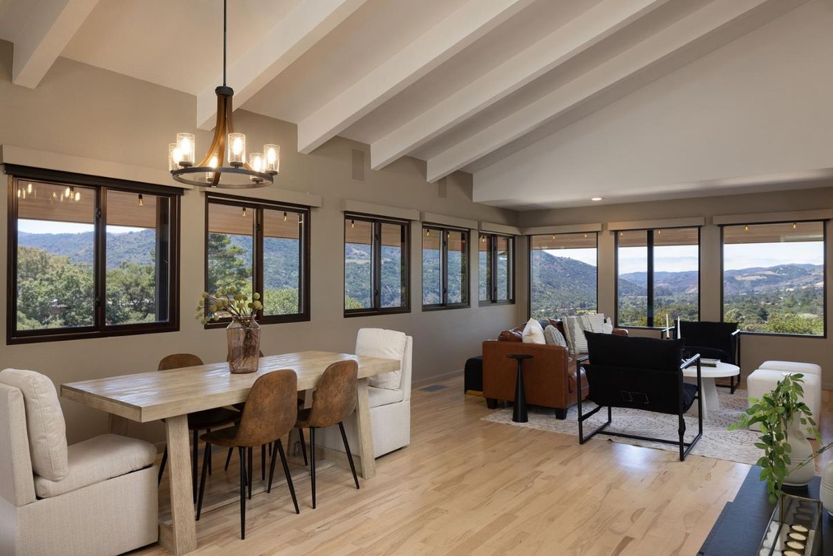 Chandelier, Dining room, Interior, Living room, Recessed Lighting, Wood Texture Flooring