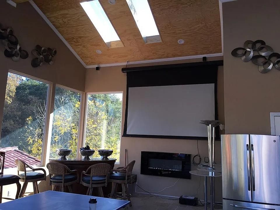 Fireplace, Interior, Kitchen, Stainless Steel Appliances