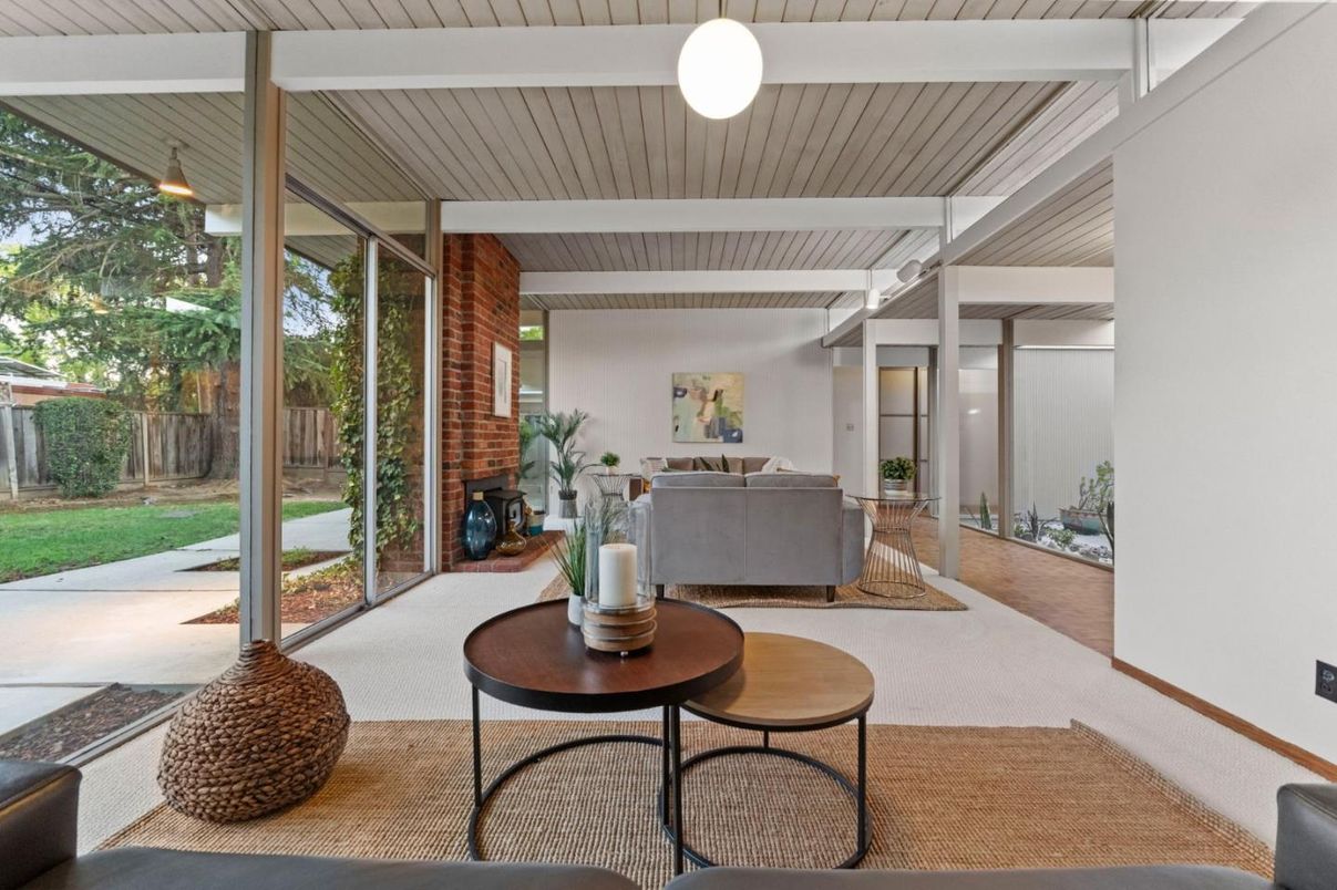 Interior, Living room