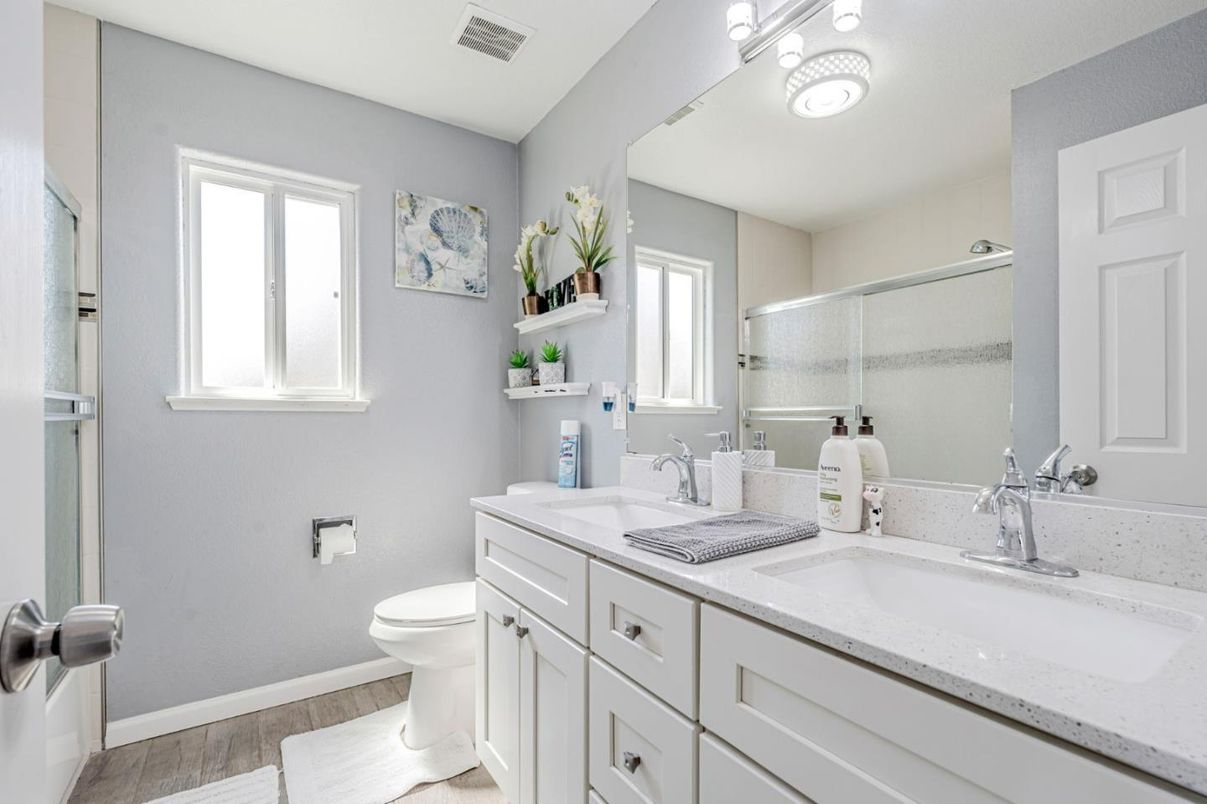 Bathroom, Dual Sink Vanities, Interior, Wood Texture Flooring