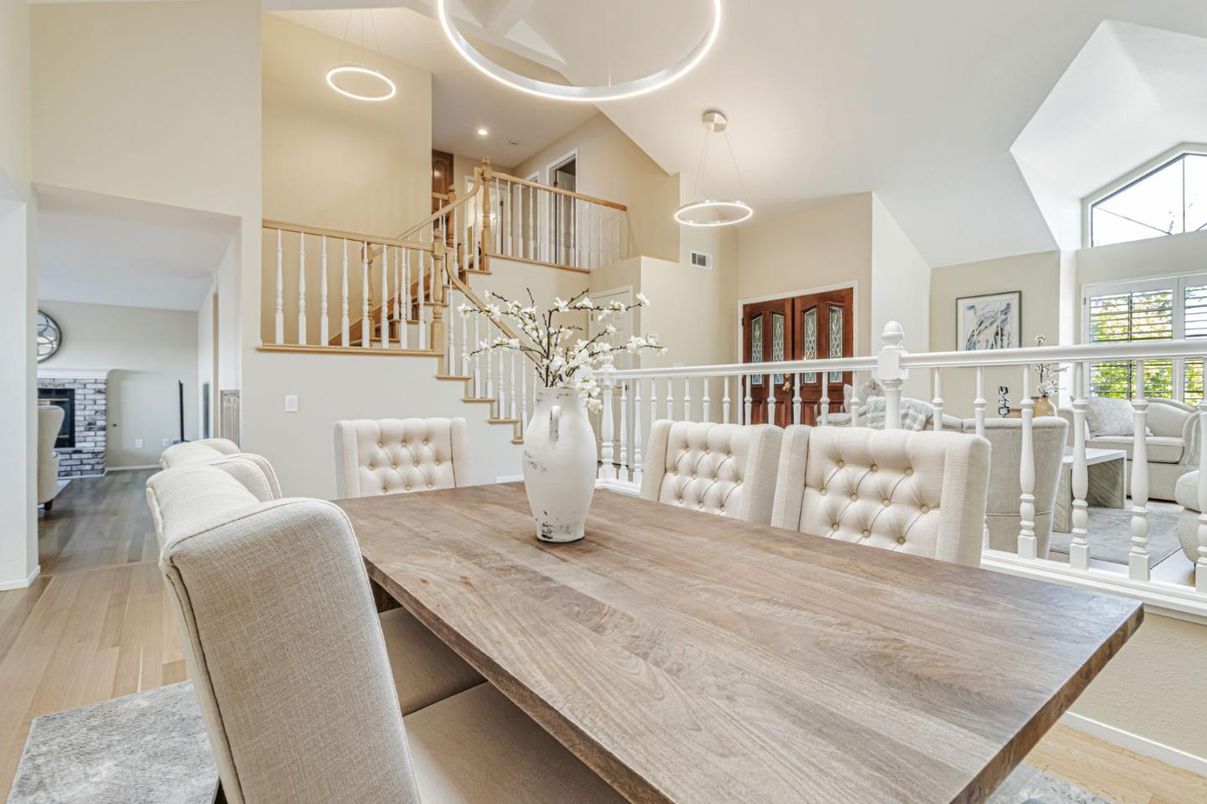Dining room, Interior, Pendant Lights, Recessed Lighting, Wood Texture Flooring