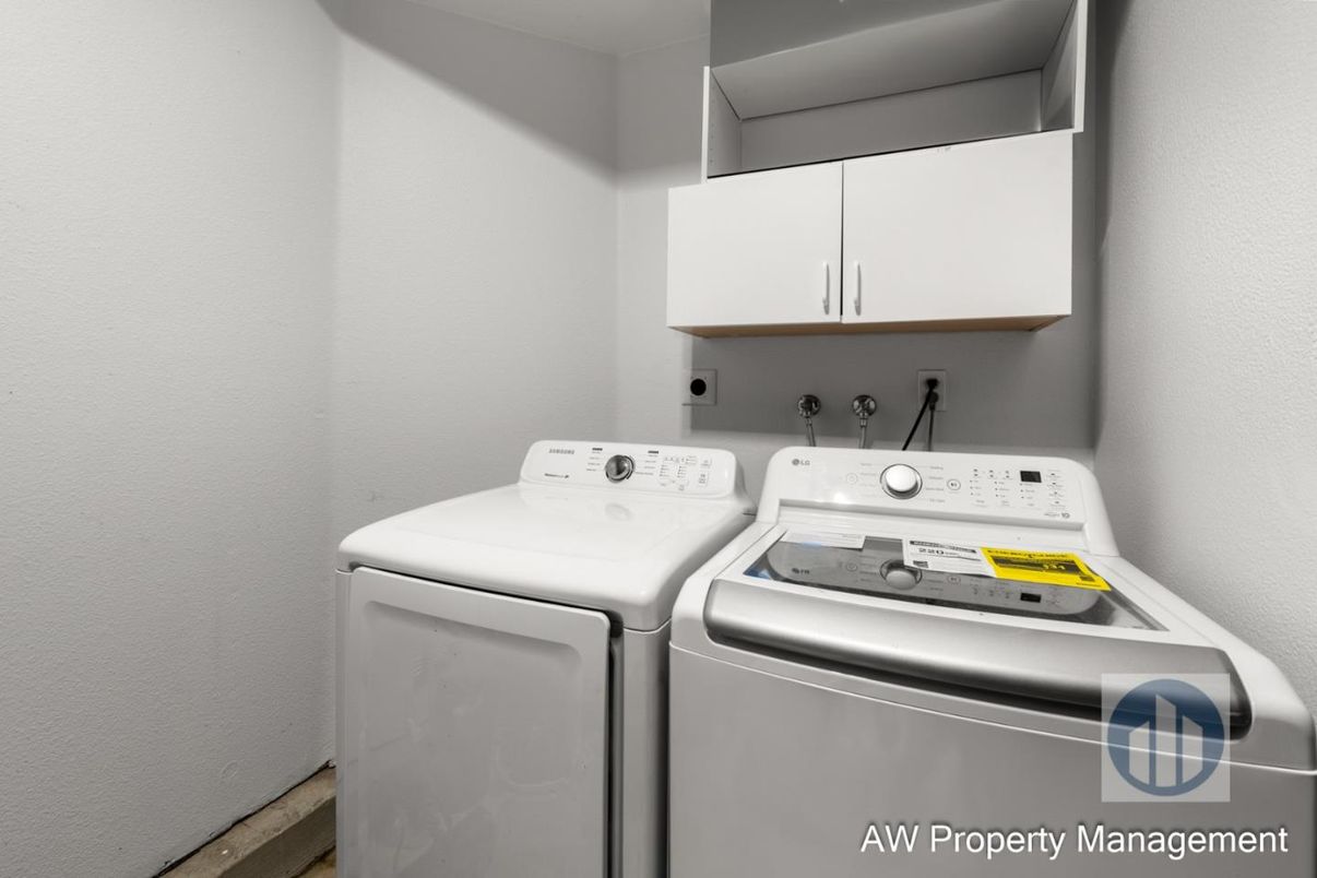 Interior, Washer