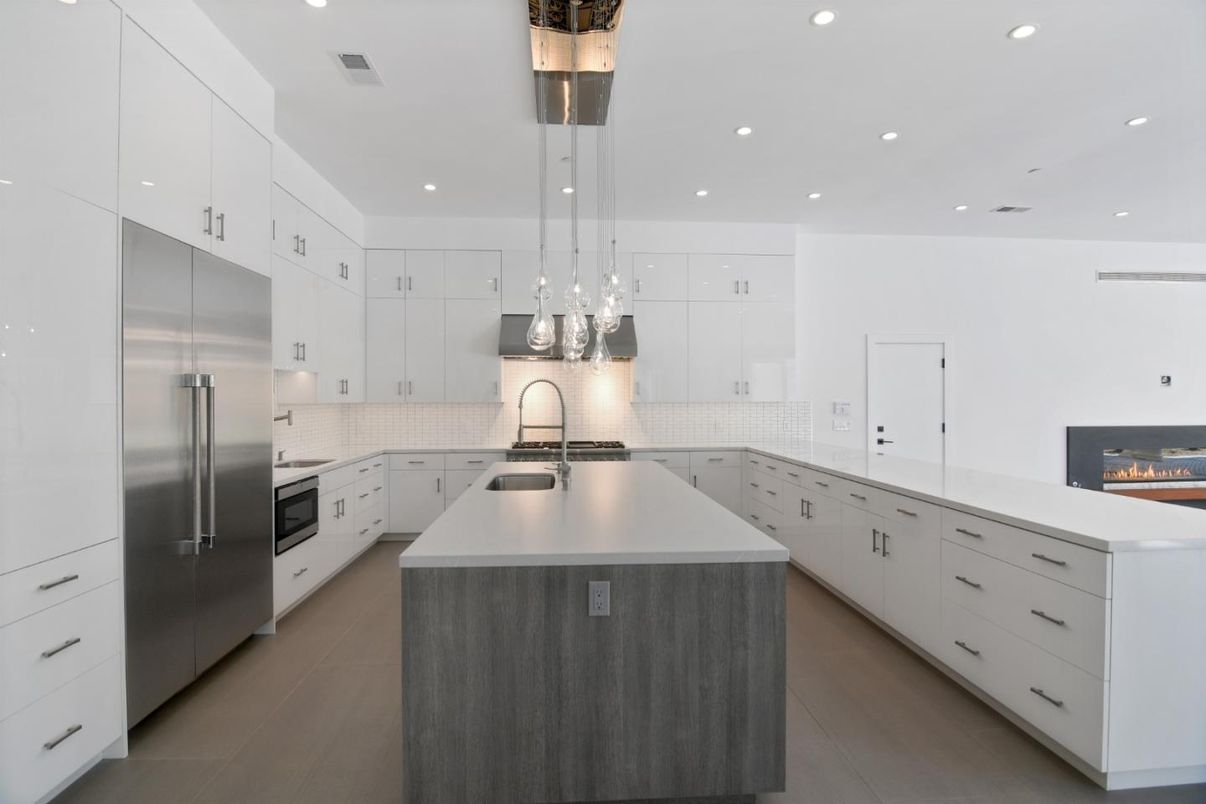 Interior, Kitchen, Pendant Lights, Recessed Lighting, Stainless Steel Appliances