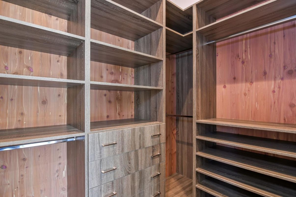 Interior, Walk-in Closets