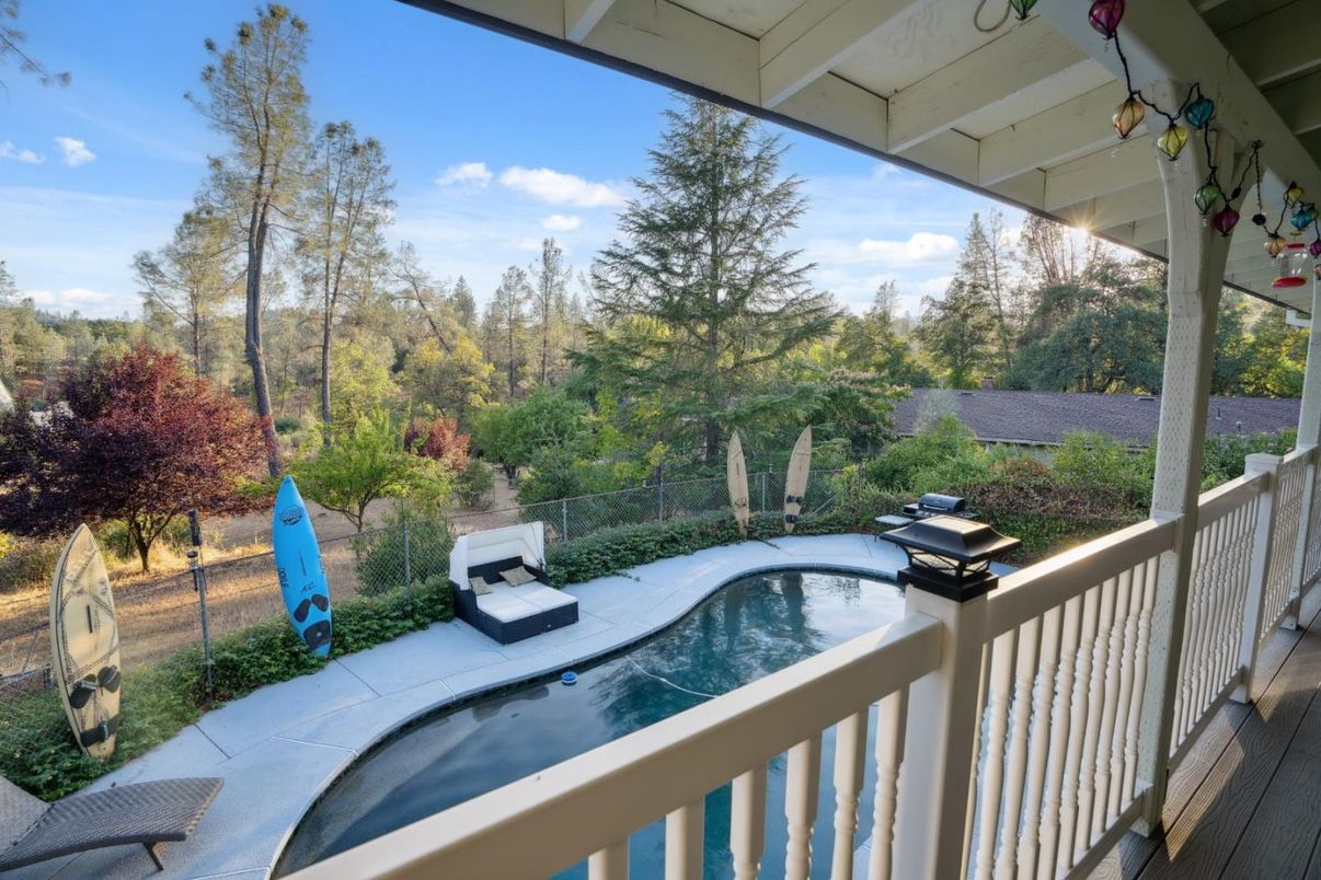 Exterior, Pool, Other