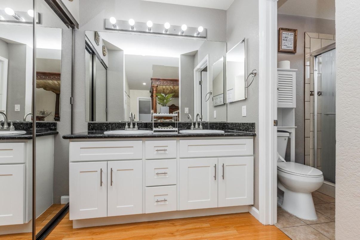 Bathroom, Dual Sink Vanities, Interior, Wood Texture Flooring