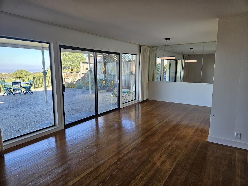 Empty room, Interior, Pendant Lights, Wood Texture Flooring