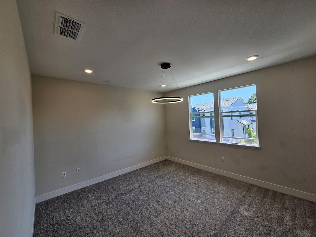 Empty room, Interior, Pendant Lights, Recessed Lighting