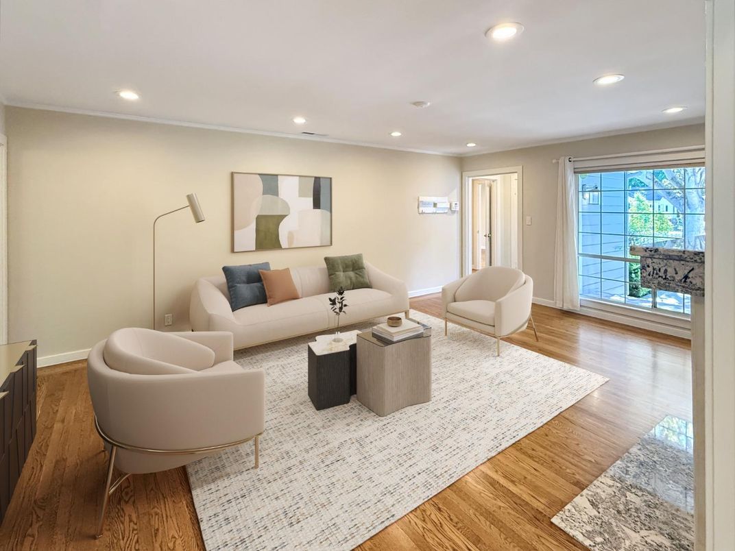 Interior, Living room, Recessed Lighting, Wood Texture Flooring