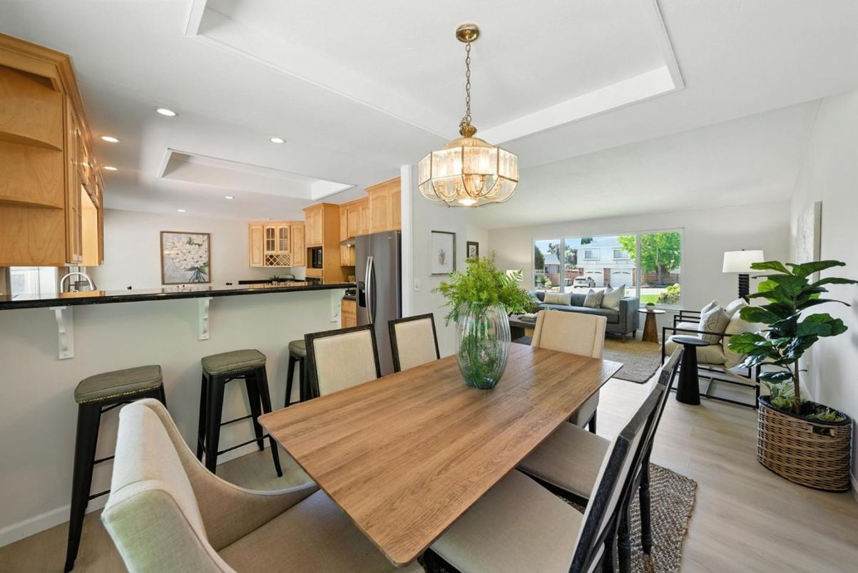 Chandelier, Dining room, Interior, Kitchen, Living room, Recessed Lighting, Stainless Steel Appliances, Wood Texture Flooring