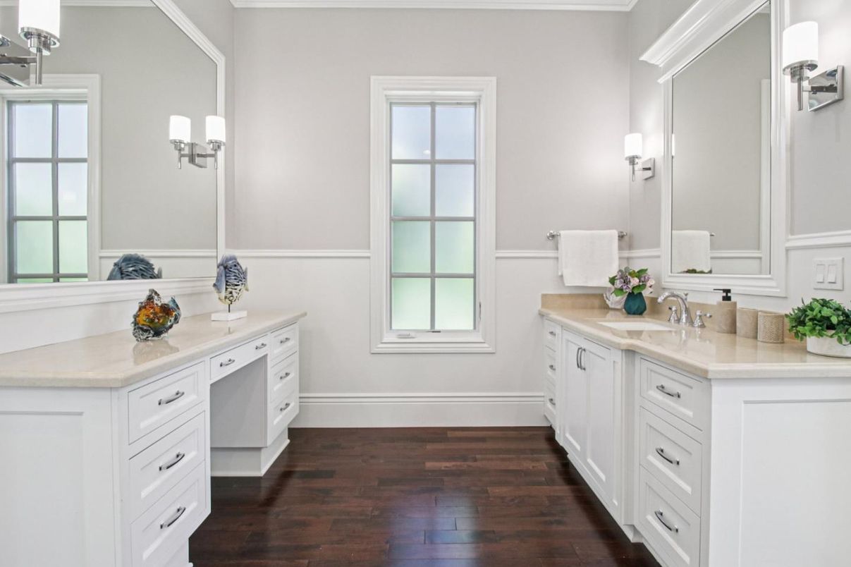 Bathroom, Dual Sink Vanities, Interior, Wood Texture Flooring
