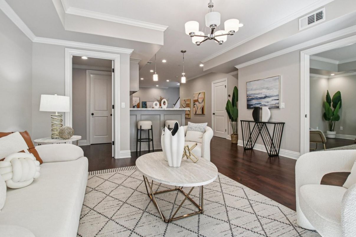 Chandelier, Interior, Kitchen, Living room, Pendant Lights, Recessed Lighting, Wood Texture Flooring