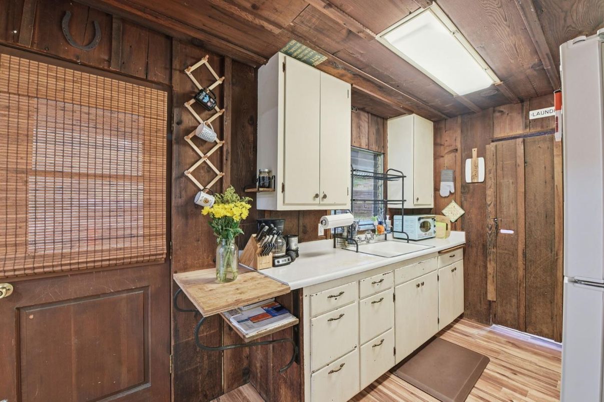 Interior, Kitchen, Wood Texture Flooring, Wooden Walls