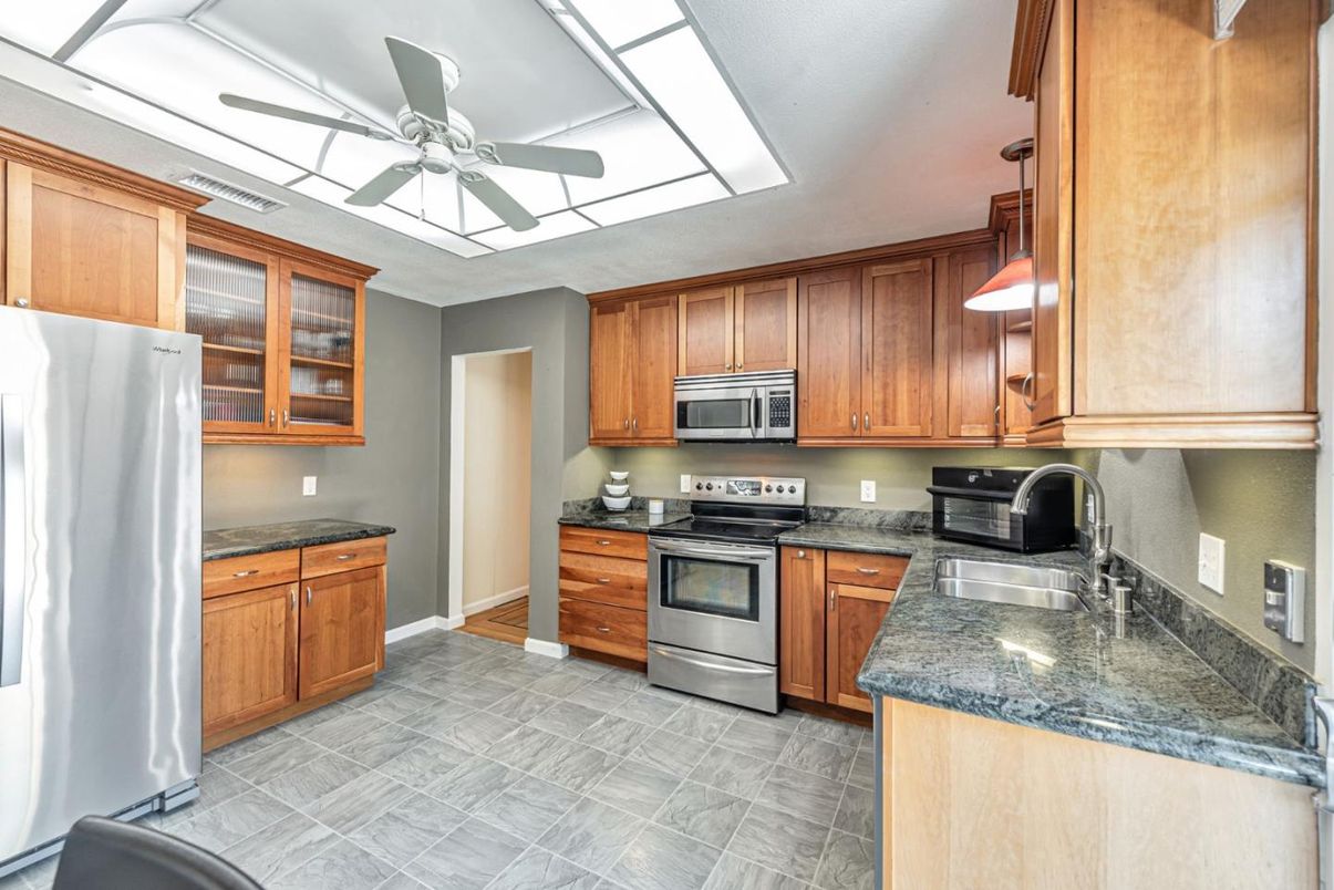 Interior, Kitchen, Stainless Steel Appliances
