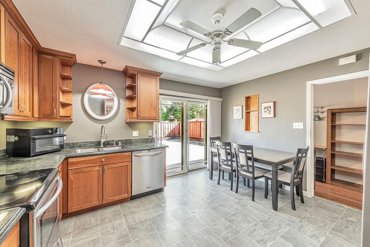 Dining room, Interior, Kitchen